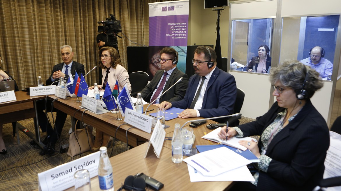 Événement de sensibilisation sur le rôle des parlements nationaux dans la prévention et la lutte contre la violence à l'égard des femmes et la violence domestique en Azerbaïdjan