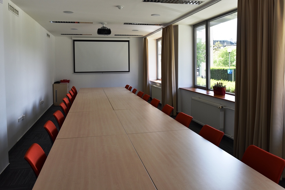 EYCB MEETING ROOMS - ROOM E