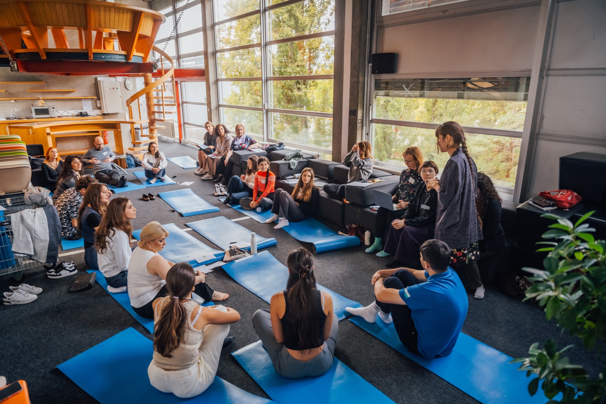 Young people and policy makers discuss democracy and the climate crisis in Strasbourg