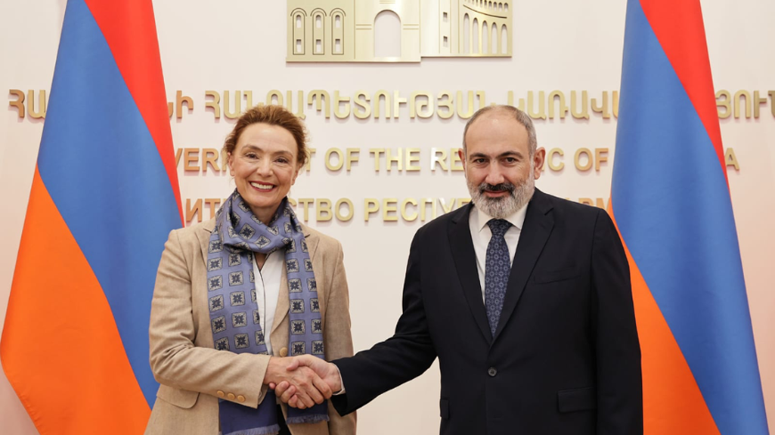 La secretaria general, Marija Pejčinović Burić, y el primer ministro, Nikol Pashinyan