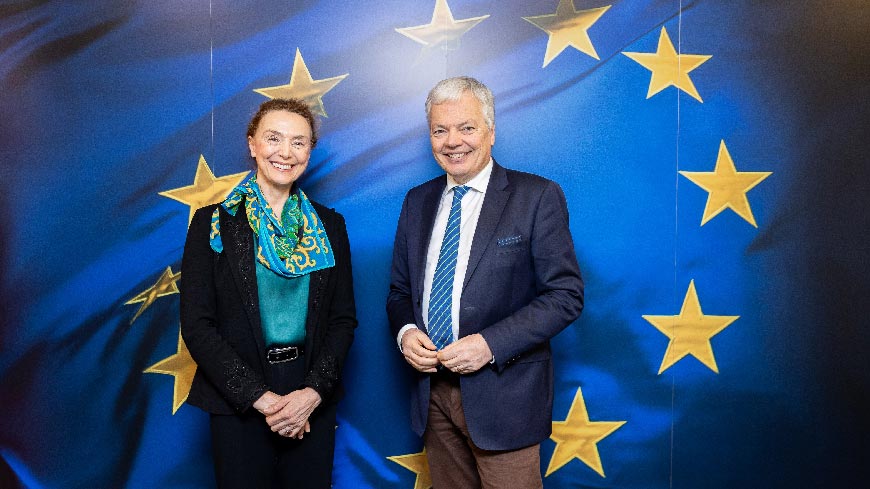 La Secrétaire Générale Burić avec le commissaire européen à la justice, Didier Reynders