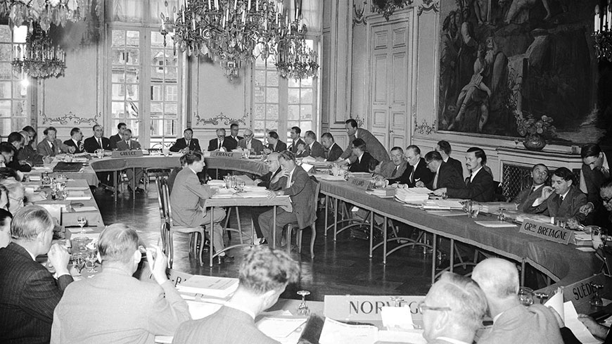 Erste Sitzung des Ministerkomitees des Europarates am 8. August 1949 im Straßburger Rathaus