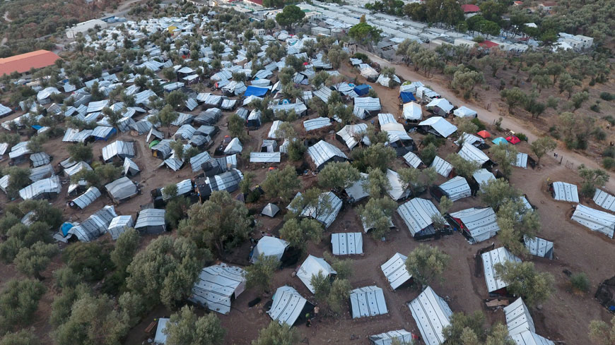 La Grèce devrait protéger les droits sociaux de tous et améliorer l’accueil et l’intégration des migrants