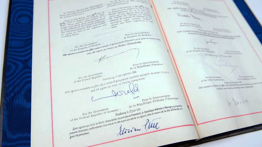 22 July 1964: Convention on the Elaboration of a European Pharmacopoeia opened for signature