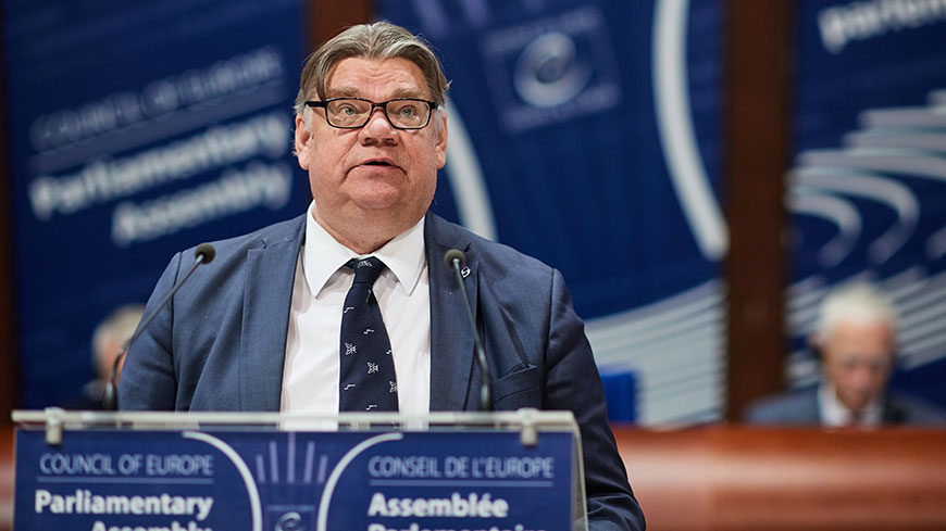 Timo Soini: „Instabilität und Konflikten durch multilaterale Zusammenarbeit vorbeugen“