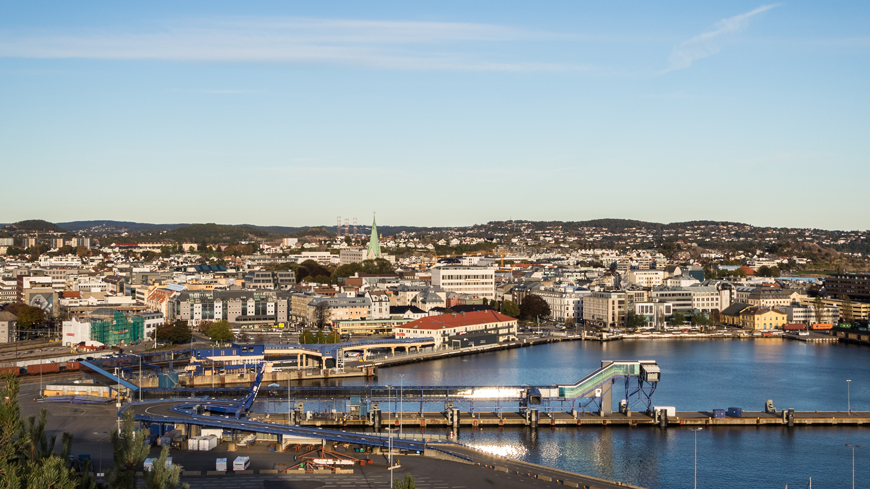 Le Secrétaire Général adjoint ouvre la Conférence européenne sur la démocratie et les droits de l'homme à Kristiansand