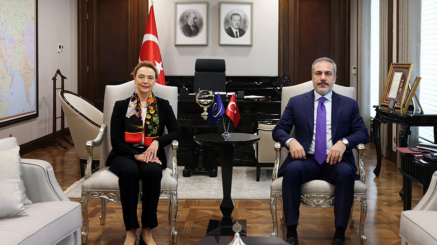 La secretaria general de visita oficial en Türkiye