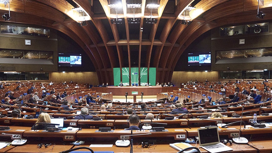 Congress 42nd Session: situation in Ukraine; local democracy in Germany, Luxembourg, Turkey and the UK; fake news, threats and violence against mayors in the current crises in Europe