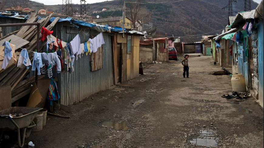 European countries must stop forced evictions of Roma