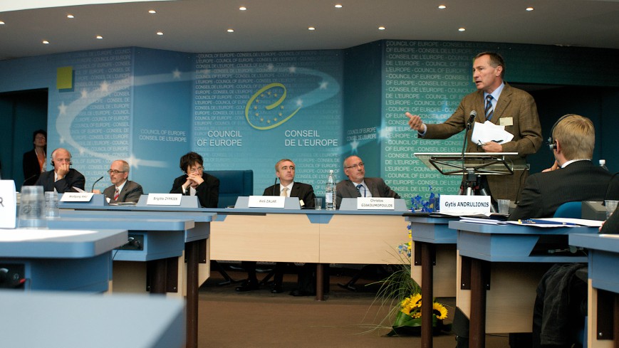 Conférence pour le 10e anniversaire du GRECO , Strasbourg, 5 octobre 2009