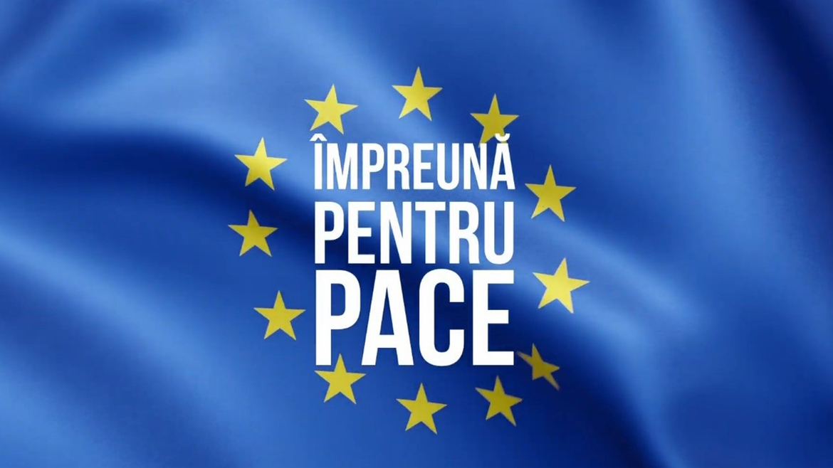 Ensemble pour la paix - Le Conseil de l'Europe aide à préparer la première leçon de la nouvelle année scolaire en Moldova