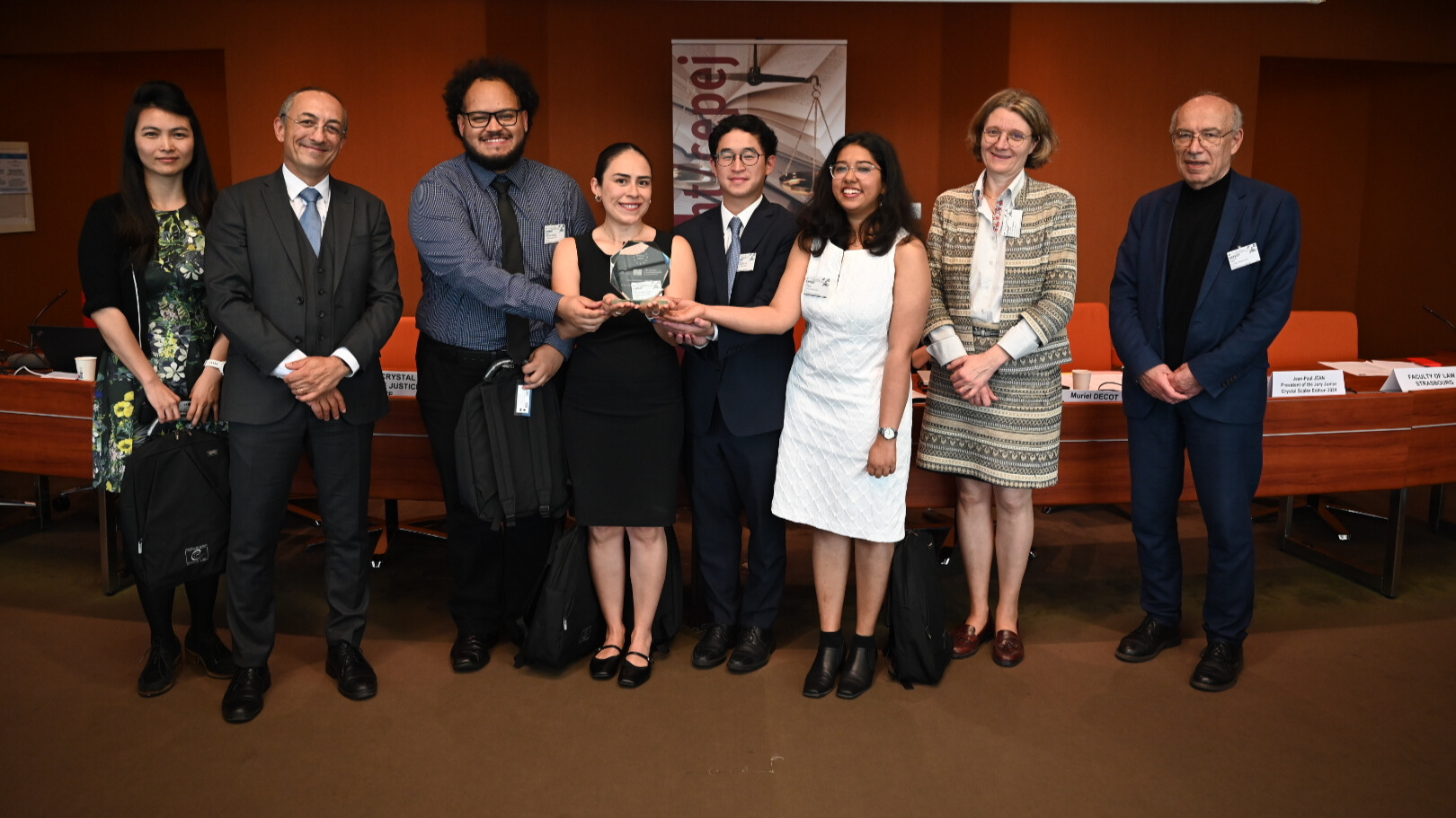 Remise du Prix Balance de Cristal édition Junior lors de la réunion plénière de la CEPEJ