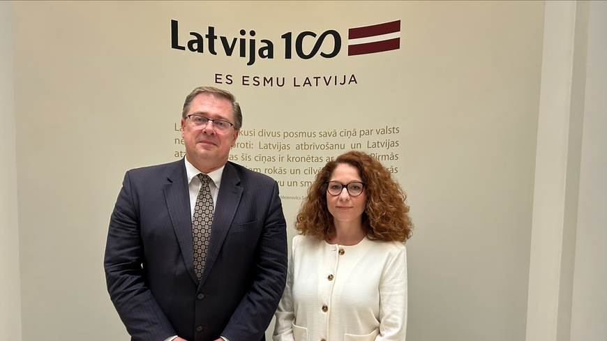 (from left to right) Michal VAŠEČKA and Tena ŠIMONOVIĆ EINWALTER, ECRI Rapporteurs for Latvia.