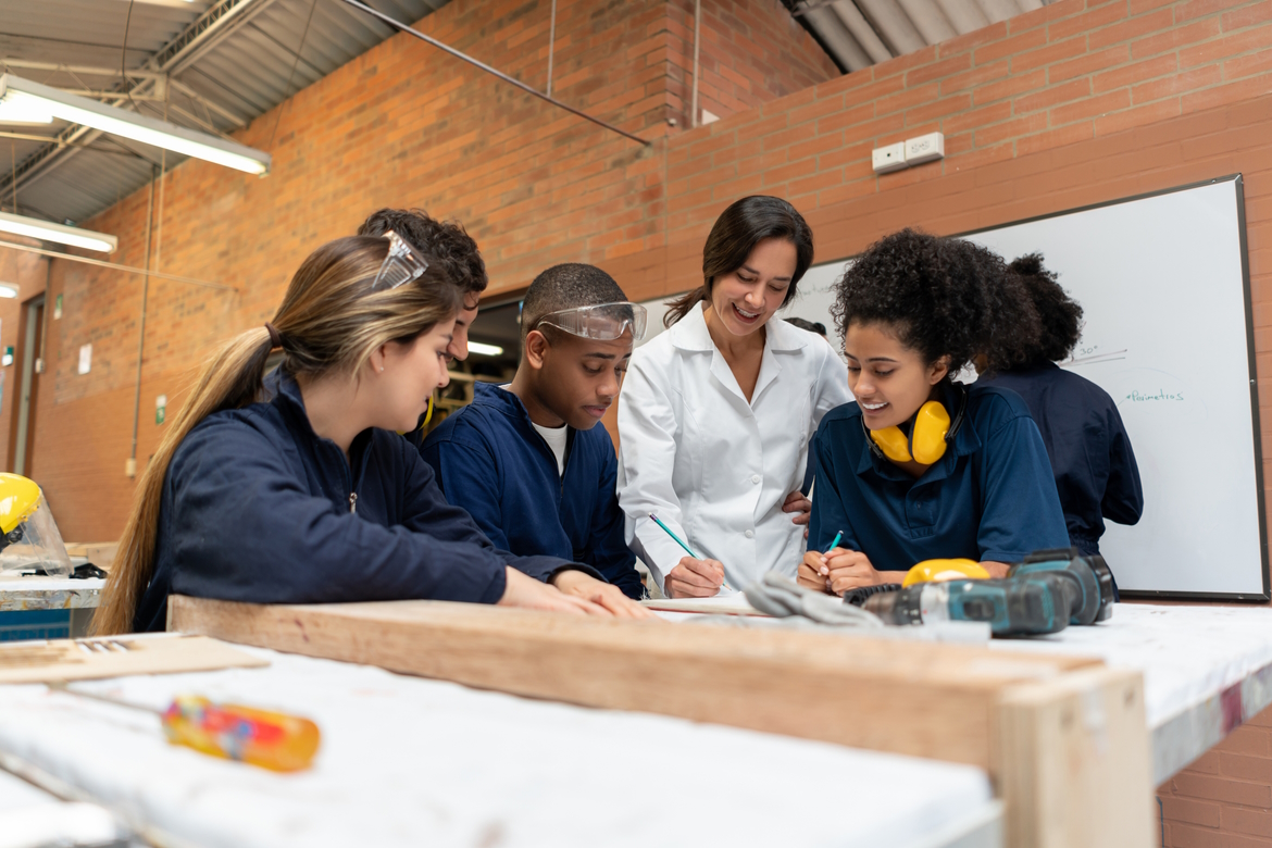 Enseignement et formation professionnels