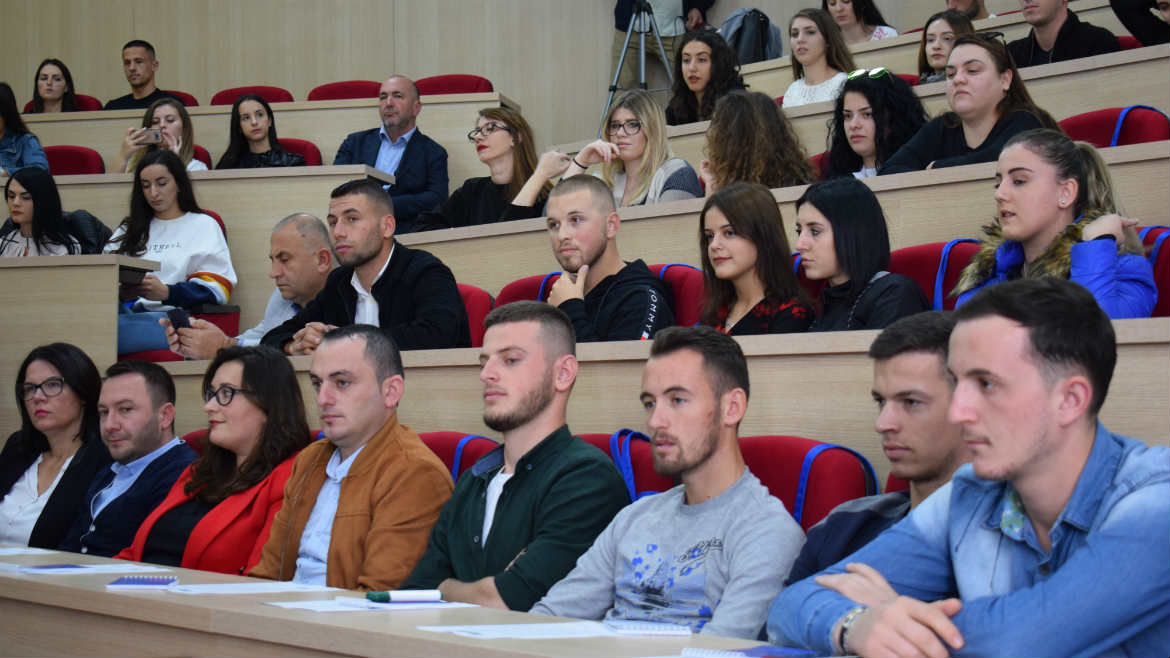 Combatting Hate Speech and Discrimination: a discussion with students in Elbasan