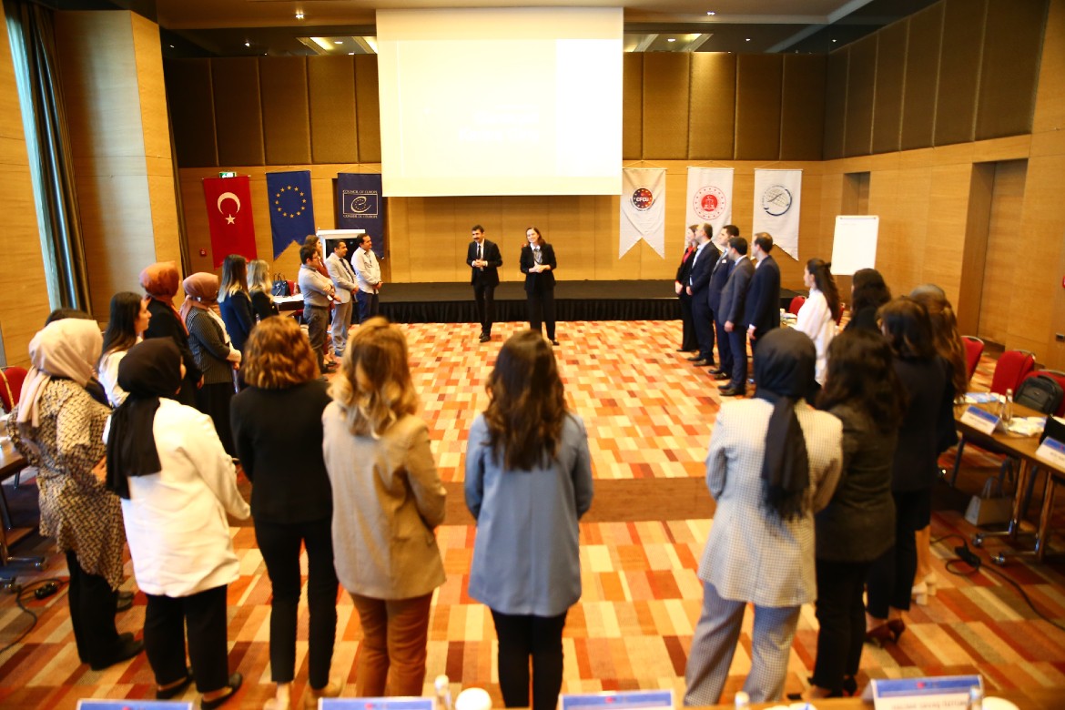 Türk Hâkim ve Savcılar için Gerekçeli Karar ve Özgürlük ve Güvenlik Hakkı üzerine Hizmet İçi Eğitim Modüllerinin Pilot Uygulaması Düzenlenmiştir