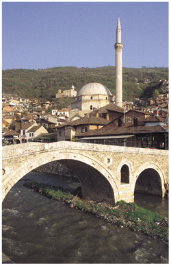 Patrimoine architectural et urbain de Prizren, Kosovo. Exposition septembre-octobre 2000